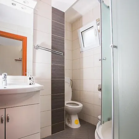 Apartmans And Studios Ana Apartment *