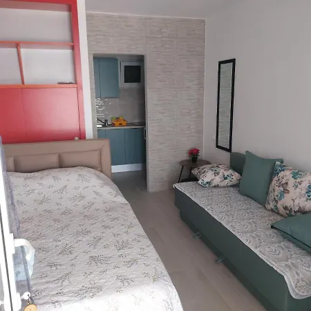 Apartmans And Ana Apartament