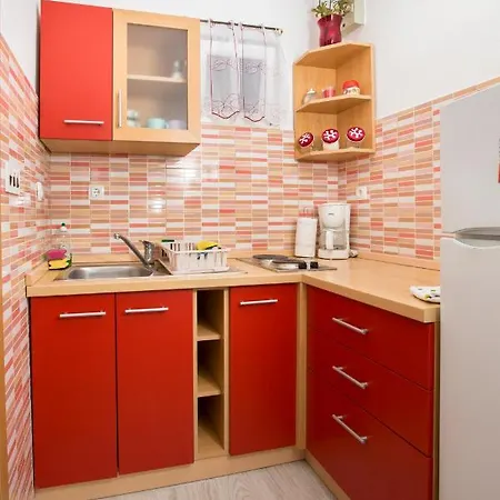 Apartmans And Ana Appartement