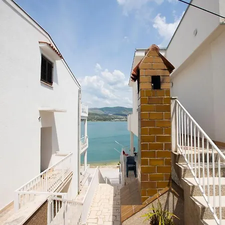 Apartmans And Ana Appartement