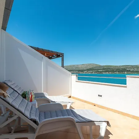 Apartmans And Ana Trogir