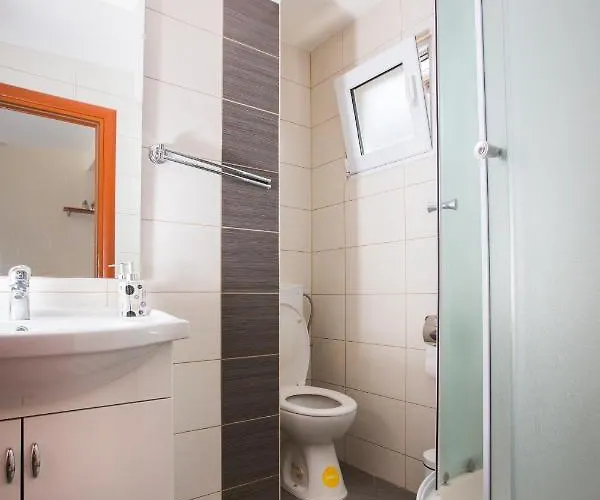 Apartmans And Ana Appartement *