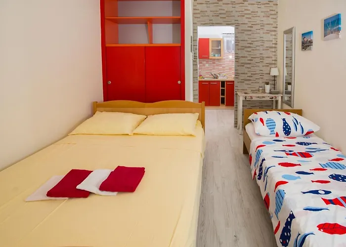 Apartmans And Ana Lägenhet Trogir