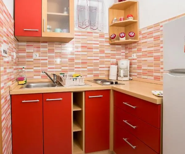 Apartmans And Ana Appartement