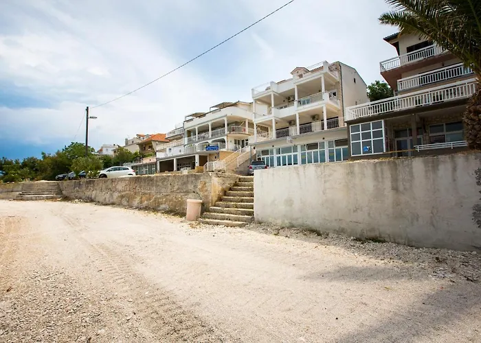 Apartmans And Ana Lägenhet *