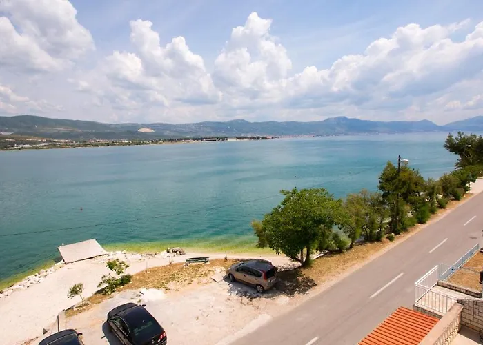 Apartmans And Ana Lägenhet