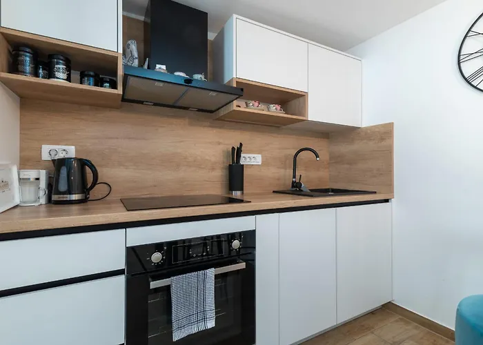 Apartmans And Ana Lägenhet Trogir