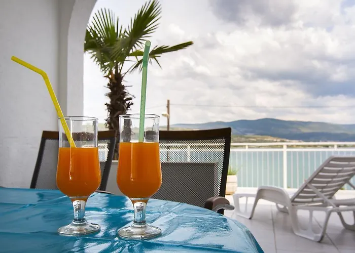 Apartmans And Ana Appartement *