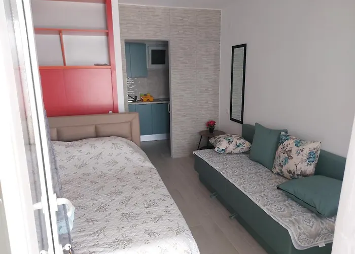 Apartmans And Ana Διαμέρισμα