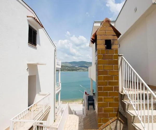 Apartmans And Ana Διαμέρισμα