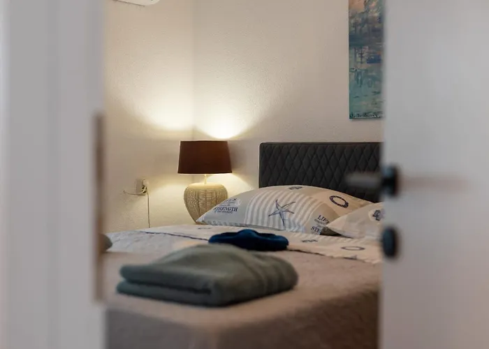 Apartmans And Ana * Τρογκίρ